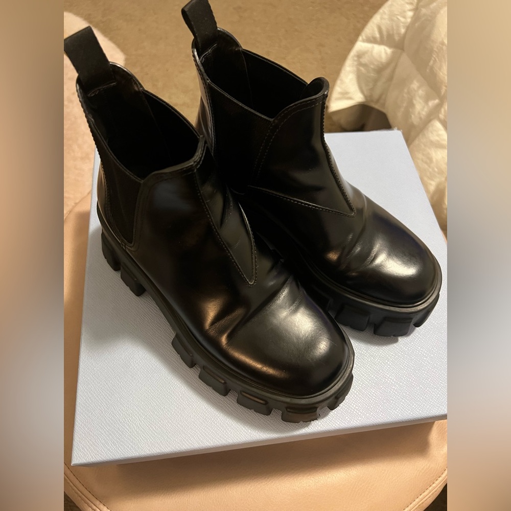 Prada - Monolith Brushed Leather Chelsea Boots - Picture 7 of 13
